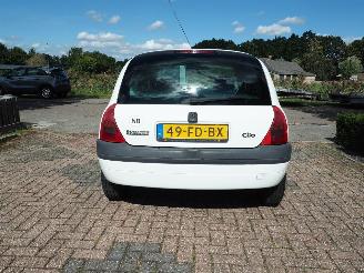 Renault Clio 1.2 MTV picture 4