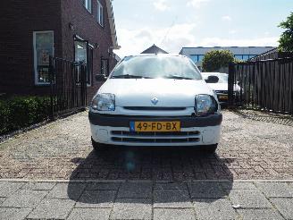Renault Clio 1.2 MTV picture 2