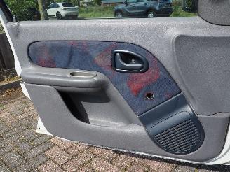 Renault Clio 1.2 MTV picture 12