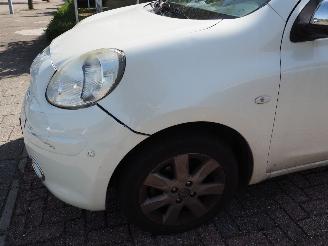 Nissan Micra 1.2 Dig-S Elle Automaat picture 8