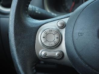Nissan Micra 1.2 Dig-S Elle Automaat picture 18