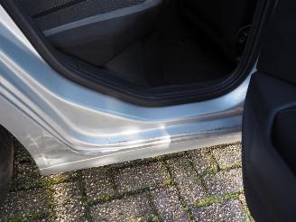 Volkswagen Polo 1.0 Tsi Highline picture 10