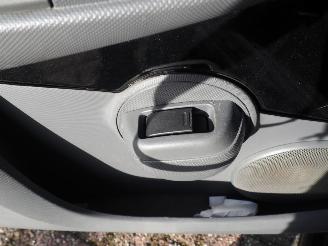 Toyota Aygo 1.0-12V Comfort Automaat picture 19