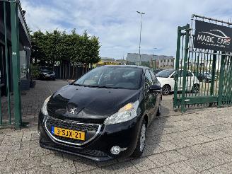 Peugeot 208 1.0 VTI AIRCO 5-DRS picture 2