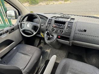 Volkswagen Transporter 2.5 TDI 96KW AIRCO DUBBELCABINE picture 12