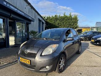 Toyota Yaris 1.3 74KW AIRCO 5 DEURS picture 2