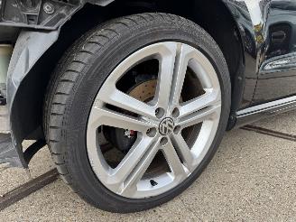Volkswagen Polo 1.2 TSI R-LINE AUTOMAAT PANORAMA KM: 131.000 NAP!! picture 25