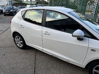 Seat Ibiza 1.2 TDI AIRCO 5-DRS picture 4