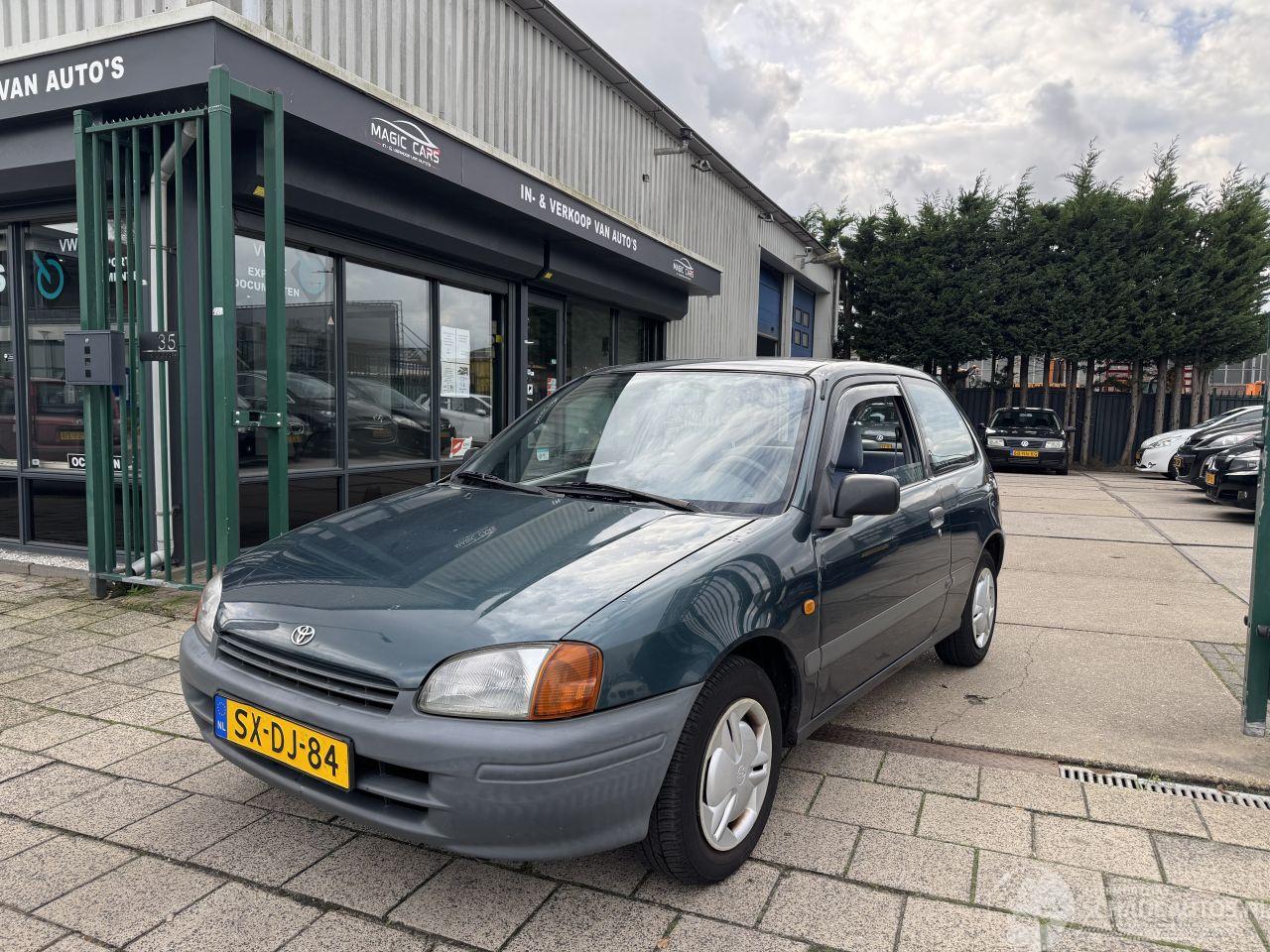 Toyota Starlet 1.3 AUTOMAAT KM: 111.000 NAP!