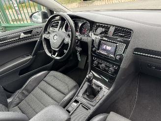 Volkswagen Golf 1.2 TSI 77KW picture 10