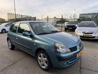 Renault Clio 1.2 16V 55KW KM: 70.000 NAP! picture 3