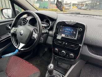Renault Clio 1.2 16V 54KW AIRCO picture 10