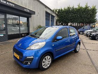 Schadeauto Peugeot 107 1.0 12V AIRCO 5-DEURS 2013/11