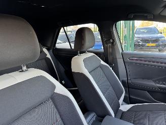 Volkswagen T-Roc 2.0 TSI 4motion Automaat 140KW picture 13