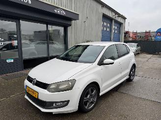 Unfallwagen Volkswagen Polo 1.2 TDI 55KW AIRCO 5-DEURS 2011/7