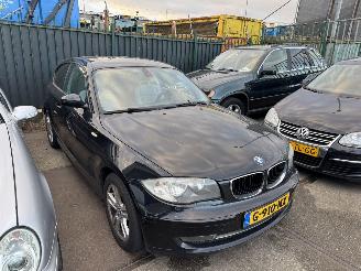 BMW 1-serie 116i 90KW AIRCO picture 2