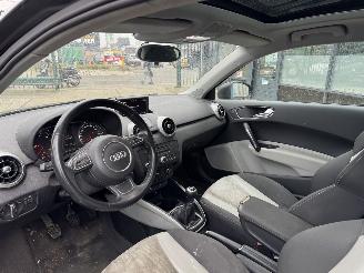 Audi A1 1.2 TFSI (MOTORSCHADE) picture 12