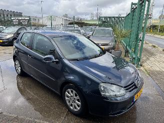 Volkswagen Golf 1.6 FSI 85KW AIRCO picture 3