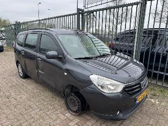 uszkodzony samochody osobowe Dacia Lodgy 1.5 DCI 79KW AIRCO 7 PERSOONS 2013/10