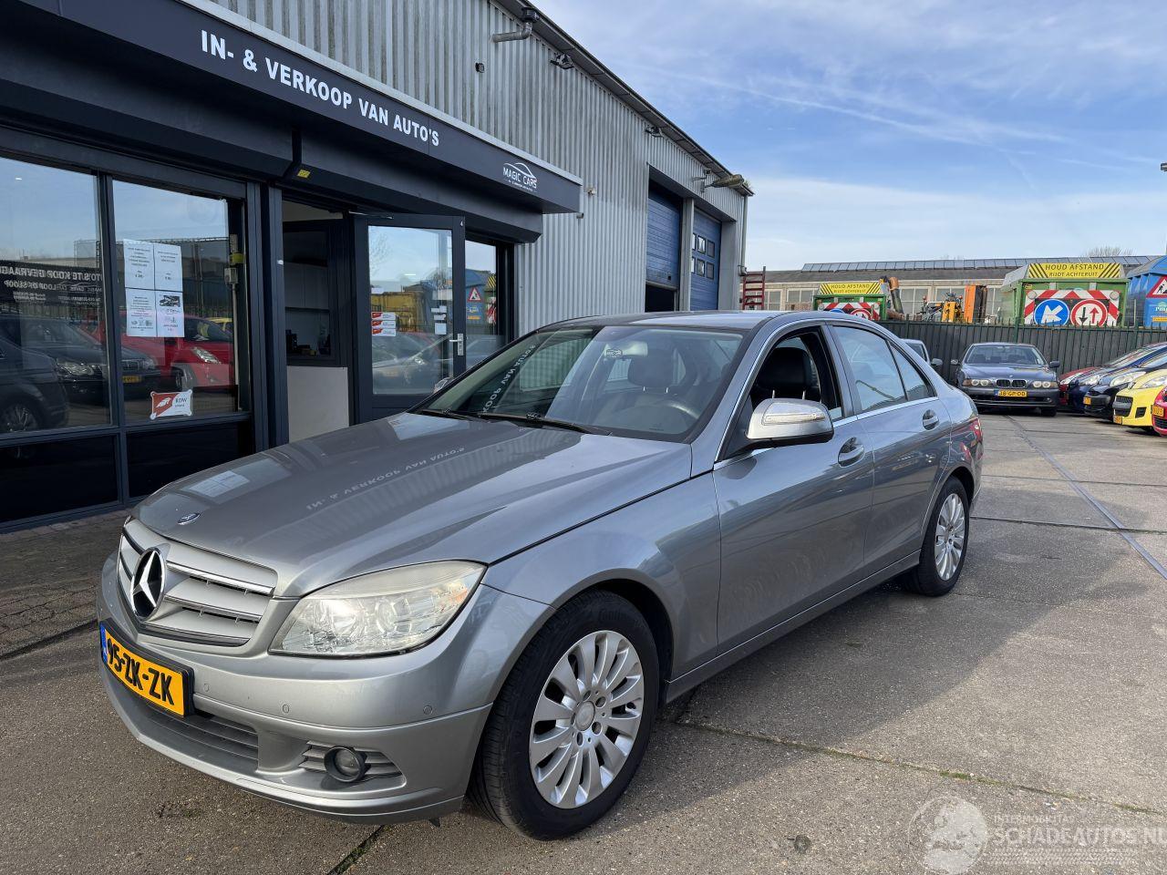 Mercedes C-klasse C180 KOMPESSOR AUTOMAAT