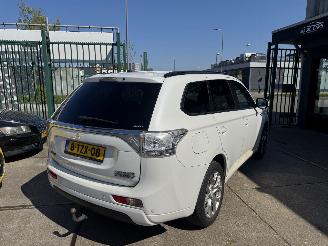 Mitsubishi Outlander 2.0 PHEV Instyle Automaat picture 6