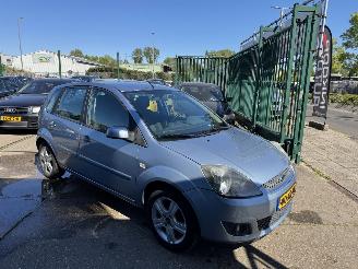 Ford Fiesta 1.3 8V AIRCO 5-DEURS picture 3