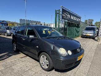 Volkswagen Polo 1.2 12V AIRCO 5-DEURS picture 3
