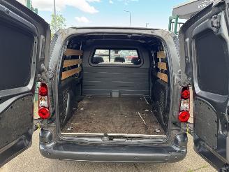 Peugeot Partner 1.6 HDI PREMIUM PACK AIRCO AUTOMAAT picture 18