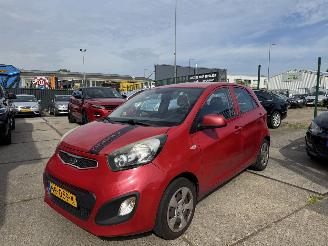Coche accidentado Kia Picanto 1.0 AIRCO 5-DEURS 2012/5