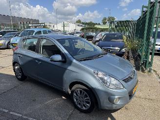 Hyundai I-20 1.2i Airco 5-deurs picture 3