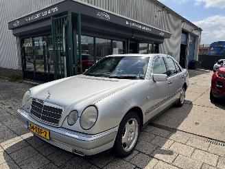 Schadeauto Mercedes E-klasse E290 Turbo Diesel Automaat Leer 1997/6