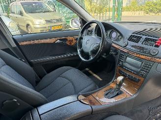 Mercedes E-klasse E240 AUTOMAAT picture 6