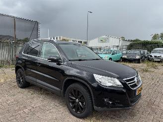 Volkswagen Tiguan 2.0 TSI 4-MOTION AUTOMAAT picture 2