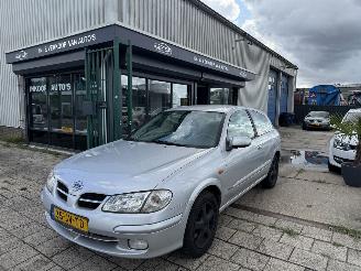 Schadeauto Nissan Almera 1.8 AIRCO 2002/9