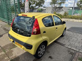 Peugeot 107 1.0 12V AIRCO 5-DEURS picture 3