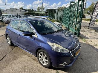 Peugeot 208 1.2 VTI 60KW AIRCO PANORAMA picture 4