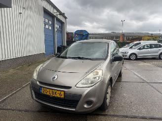 Renault Clio 1.2 TCE AIRCO 101 PK picture 2