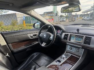 Jaguar XF 3.0 V6 S DIESEL 202KW picture 7