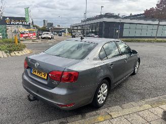 Volkswagen Jetta 1.2 TSI 77KW AIRCO picture 4