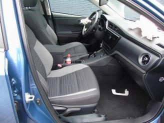 Toyota Auris Auris Touring Sports (E18), Combi, 2013 / 2018 1.8 16V Hybrid picture 6