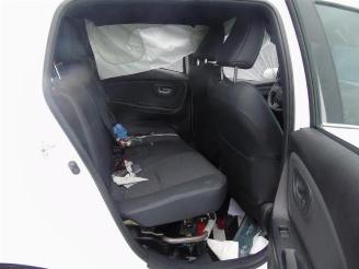 Toyota Yaris Yaris III (P13), Hatchback, 2010 / 2020 1.5 16V Hybrid picture 5