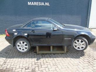 Mercedes SLK SLK (R170), Cabrio, 1996 / 2004 2.3 230 K 16V picture 6