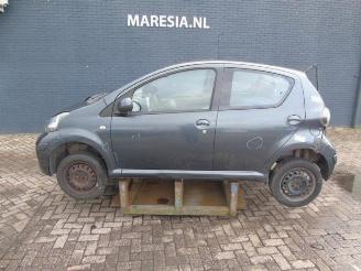 Coche siniestrado Toyota Aygo Aygo (B10), Hatchback, 2005 / 2014 1.0 12V VVT-i 2011/12