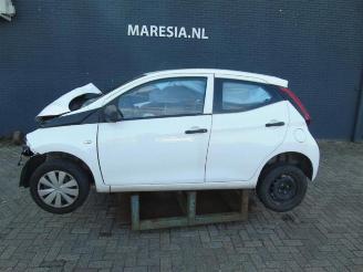 Coche siniestrado Toyota Aygo Aygo (B40), Hatchback, 2014 1.0 12V VVT-i 2021/10