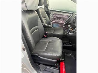 Toyota Verso S Verso S, MPV, 2010 / 2016 1.33 16V Dual VVT-I picture 9