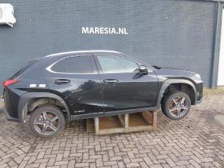 Schadeauto Lexus UX UX, SUV, 2019 250h 2.0 16V 2020/8