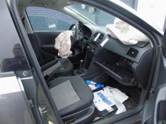 Volkswagen Polo Polo V (6R), Hatchback, 2009 / 2017 1.2 12V picture 3