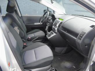 Mazda 5 5 (CR19), MPV, 2004 / 2010 2.0 CiDT 16V High Power picture 2