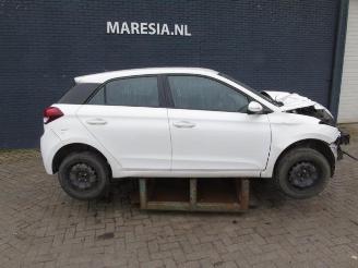 Dezmembrări autoturisme Hyundai I-20 i20 (GBB), Hatchback, 2014 / 2020 1.2i 16V 2017/6