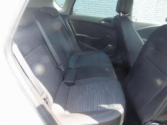 Opel Astra Astra J (PC6/PD6/PE6/PF6), Hatchback 5-drs, 2009 / 2015 1.4 16V ecoFLEX picture 6